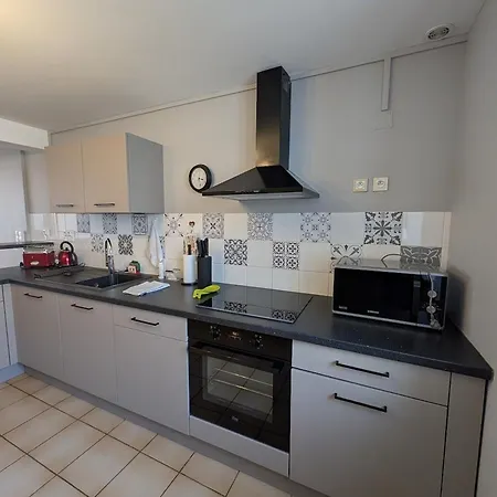 Holiday home Maison De Chaleureuse, Terrasse - 6 Pers. - Fr-1-589-859